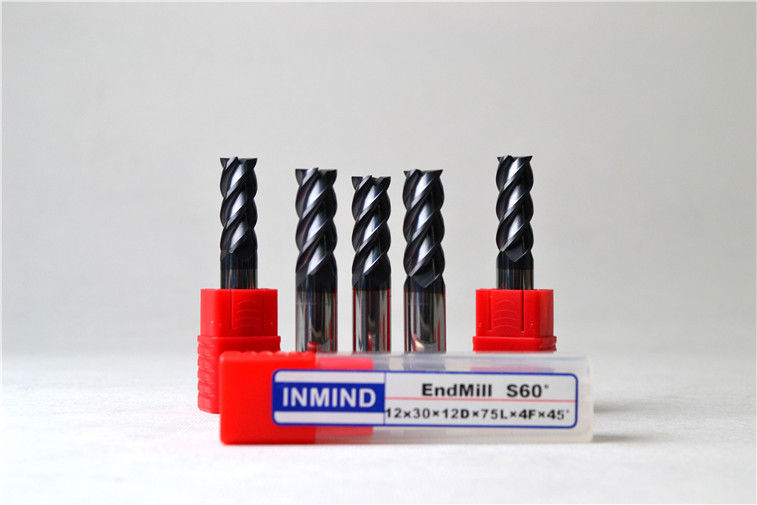 Tungsten Carbide Lapangan End Mill Standard Dengan 45 ° Helix Angle For Speed ​​Cutting Tinggi